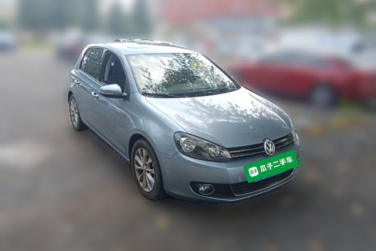 Used Volkswagen Golf 2012 1.6L Automatic Comfort Model Front Right 45 Deg