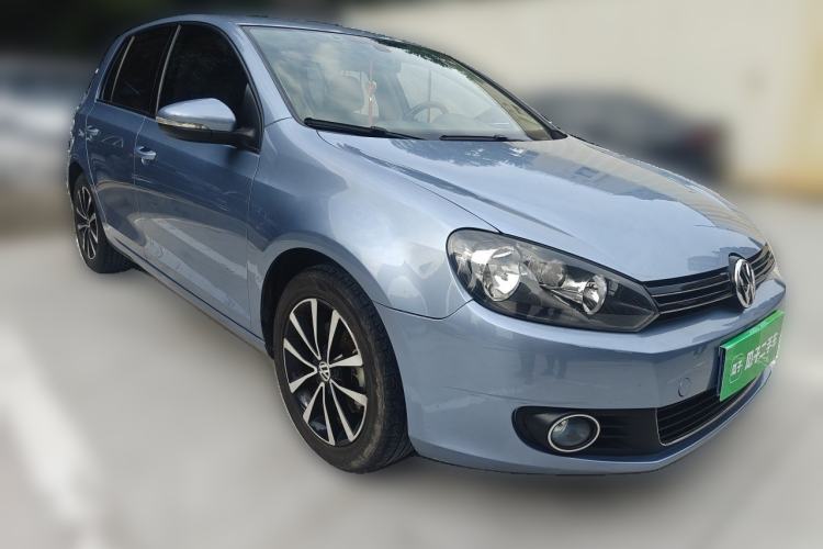 Used Volkswagen Golf 2012 1.4TSI Automatic Luxury Edition Front Right 45 Deg