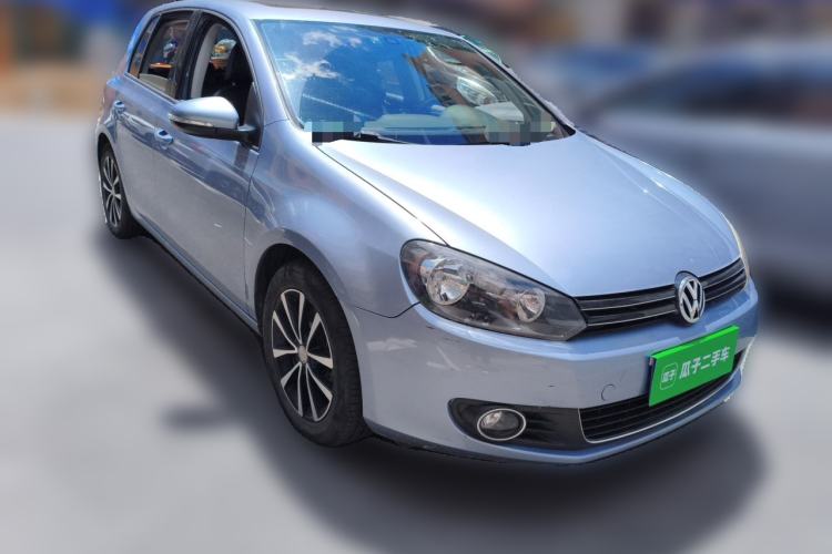 Used Volkswagen Golf 2012 1.4TSI Automatic Luxury Edition Front Right 45 Deg