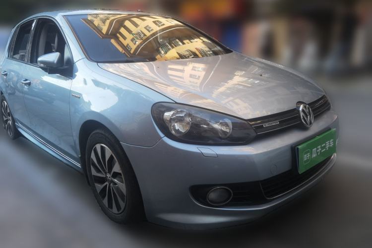 Used Volkswagen Golf 2012 1.4 TSI BlueMotion Edition Front Right 45 Deg