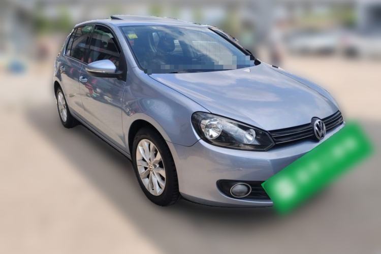 Used Volkswagen Golf 2012 1.6L Automatic Comfort Model Front Right 45 Deg