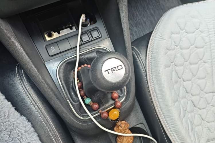 Used Volkswagen Golf 2012 1.6 Manual Fashion Edition Gear Lever