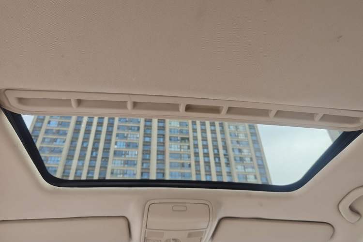 Used Volkswagen Golf 2012 1.4TSI Automatic Luxury Edition Headliner