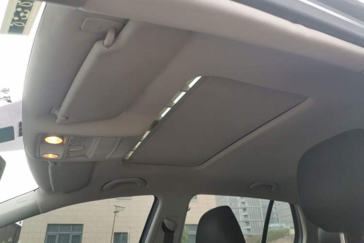 Used Volkswagen Golf 2012 1.4 TSI Automatic Comfort Edition Headliner