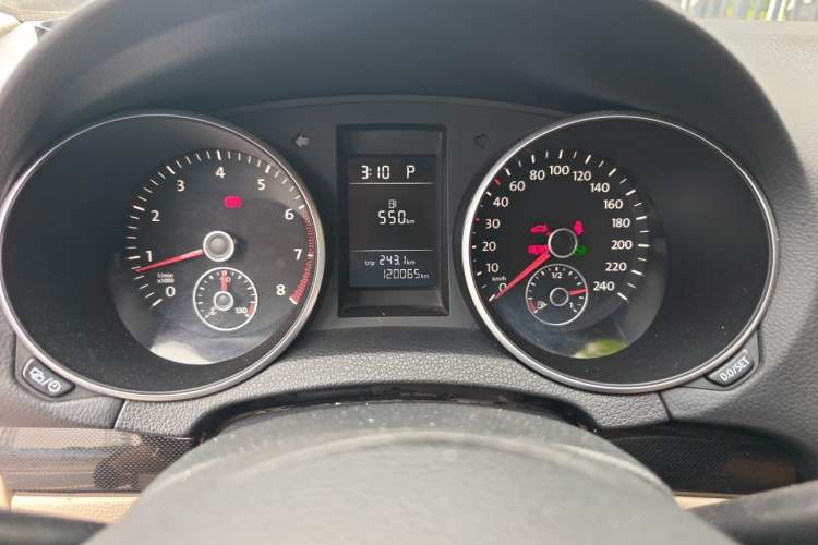 Used Volkswagen Golf 2012 1.4 TSI Automatic Comfort Edition Instrument Cluster