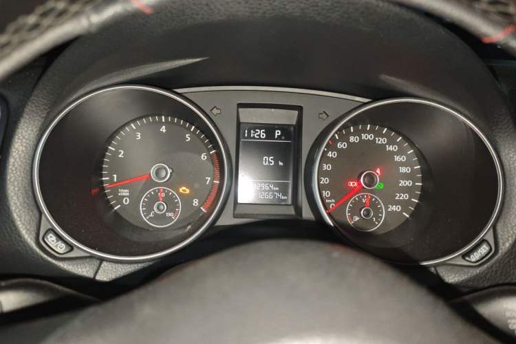 Used Volkswagen Golf 2012 1.4 TSI Automatic Comfort Edition Instrument Cluster