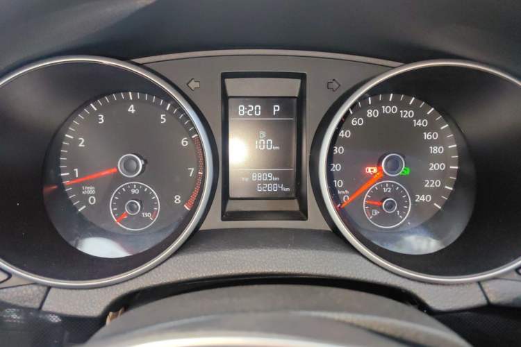 Used Volkswagen Golf 2012 1.4 TSI Automatic Comfort Edition Instrument Cluster