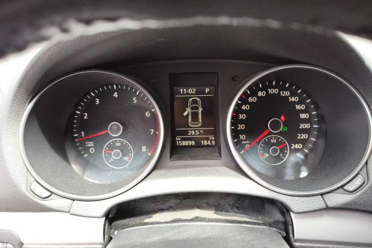 Used Volkswagen Golf 2012 1.4TSI Automatic Luxury Edition Instrument Cluster