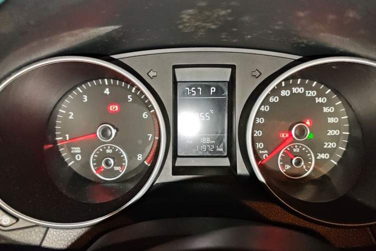 Used Volkswagen Golf 2012 1.6L Automatic Comfort Model Instrument Cluster