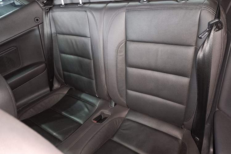 Used Volkswagen Golf 2012 1.4TSI Luxury Convertible Edition Interior 2