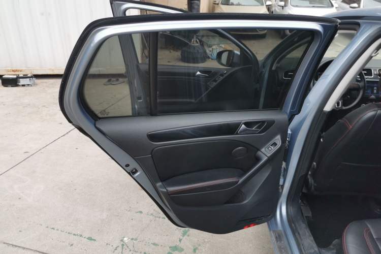 Used Volkswagen Golf 2012 1.4 TSI Automatic Comfort Edition Interior 5