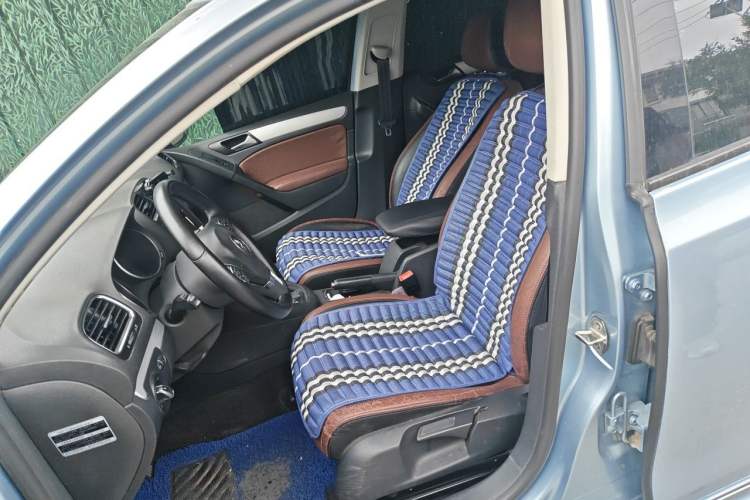 Used Volkswagen Golf 2012 1.4 TSI BlueMotion Edition Left Front Seat