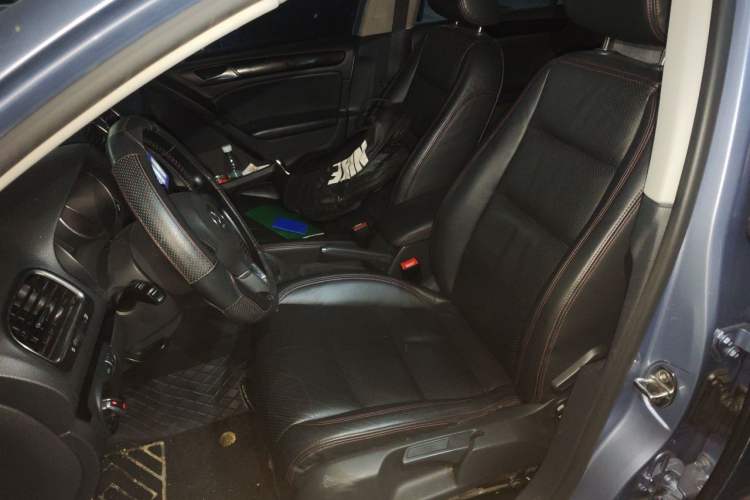 Used Volkswagen Golf 2012 1.4 TSI Automatic Comfort Edition Left Front Seat
