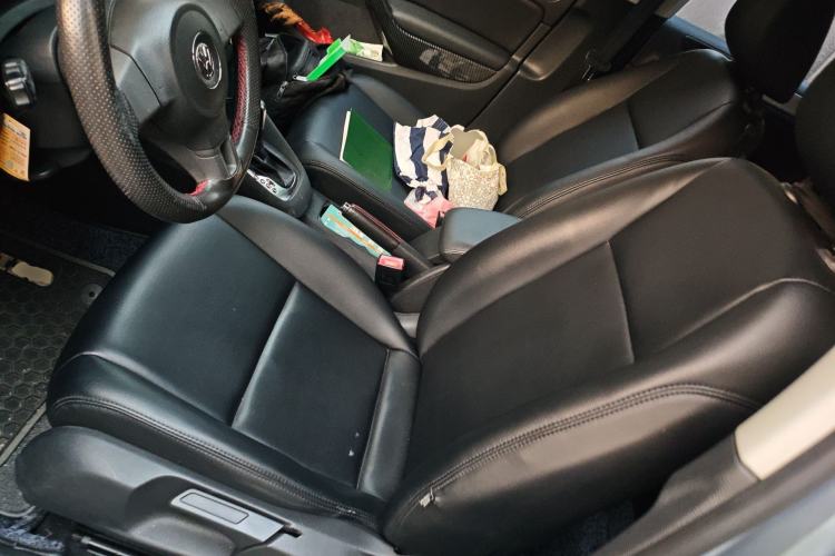 Used Volkswagen Golf 2012 1.6L Automatic Fashion Model Left Front Seat