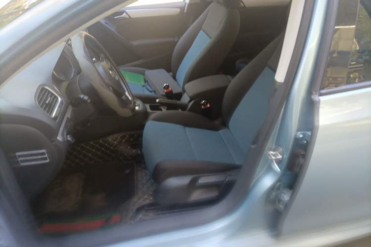 Used Volkswagen Golf 2012 1.4 TSI BlueMotion Edition Left Front Seat