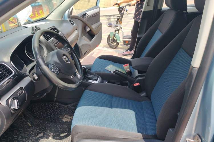 Used Volkswagen Golf 2012 1.4 TSI BlueMotion Edition Left Front Seat