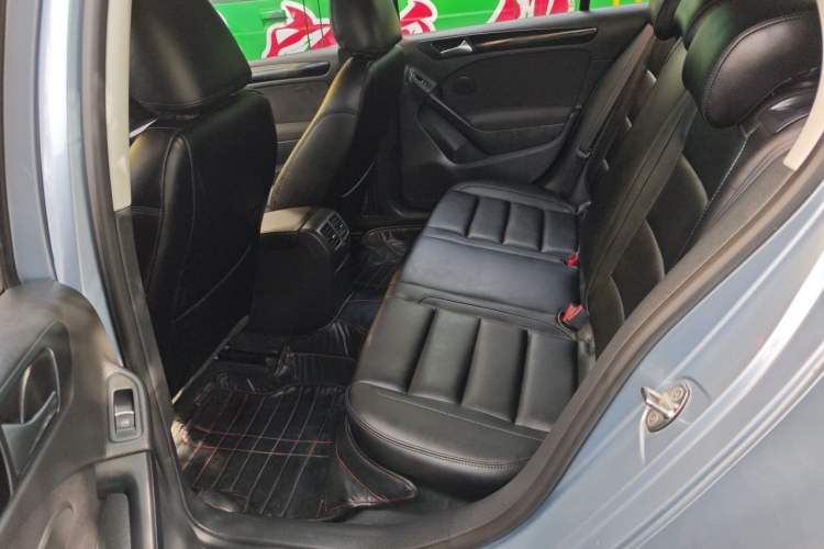 Used Volkswagen Golf 2012 1.4 TSI Automatic Comfort Edition Left Rear Seat