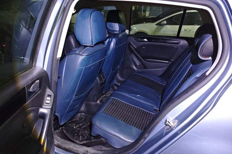 Used Volkswagen Golf 2012 1.6L Automatic Comfort Model Left Rear Seat