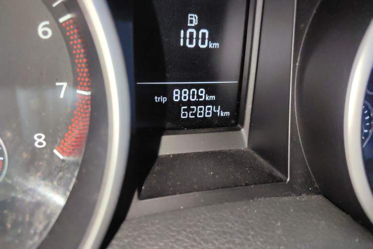 Used Volkswagen Golf 2012 1.4 TSI Automatic Comfort Edition Odometer Close Up
