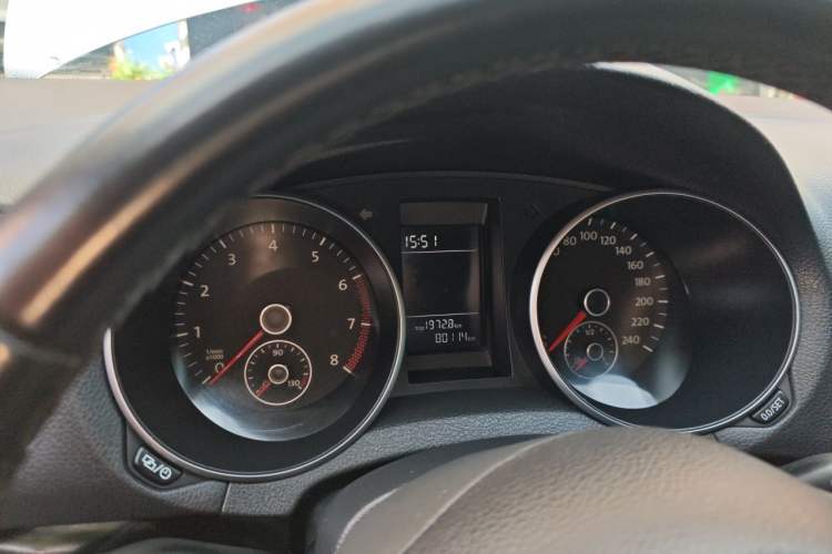 Used Volkswagen Golf 2012 1.4 TSI Automatic Comfort Edition Odometer Close Up
