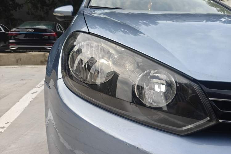 Used Volkswagen Golf 2012 1.4TSI Automatic Luxury Edition Right Front Headlight