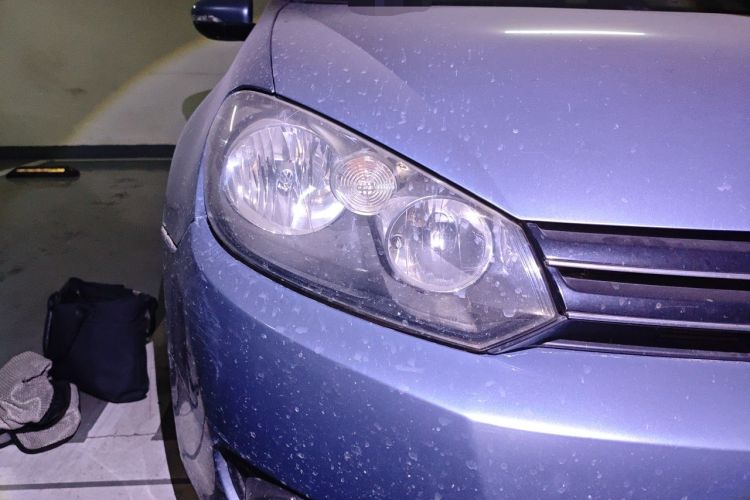 Used Volkswagen Golf 2012 1.6L Automatic Comfort Model Right Front Headlight