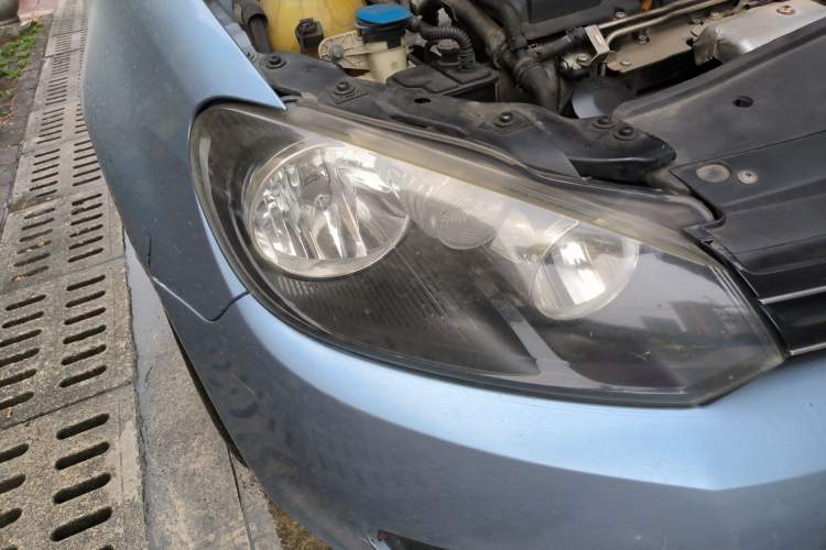 Used Volkswagen Golf 2012 1.4TSI Automatic Luxury Edition Right Front Headlight