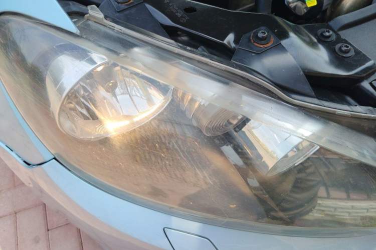 Used Volkswagen Golf 2012 1.4 TSI BlueMotion Edition Right Front Headlight
