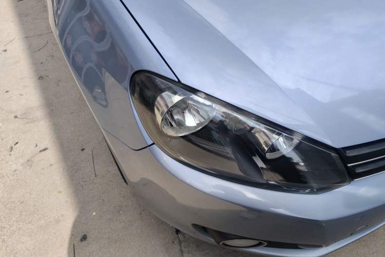 Used Volkswagen Golf 2012 1.6L Automatic Comfort Model Right Front Headlight
