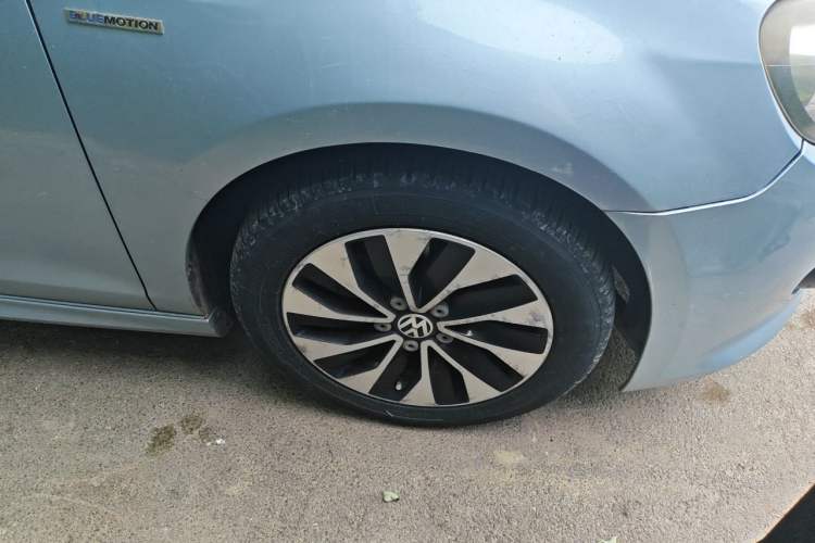 Used Volkswagen Golf 2012 1.4 TSI BlueMotion Edition Right Front Wheel Hub