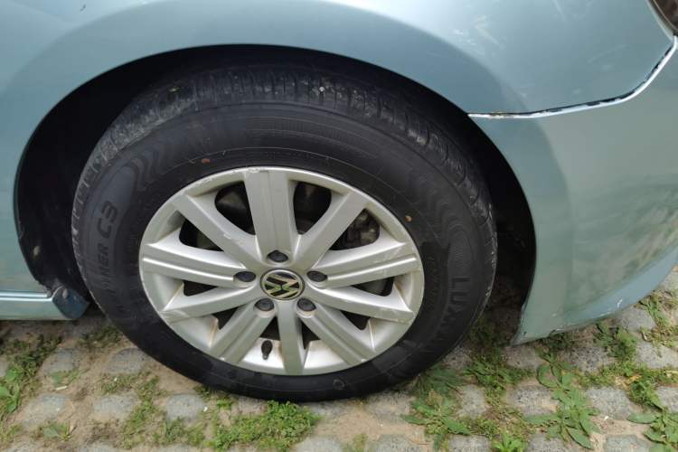 Used Volkswagen Golf 2012 1.4 TSI BlueMotion Edition Right Front Wheel Hub