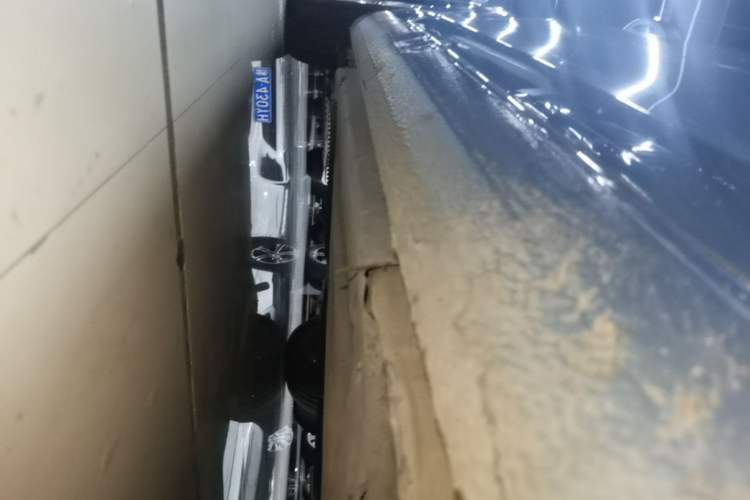 Used Volkswagen Golf 2012 1.4TSI Luxury Convertible Edition Right Side Sill