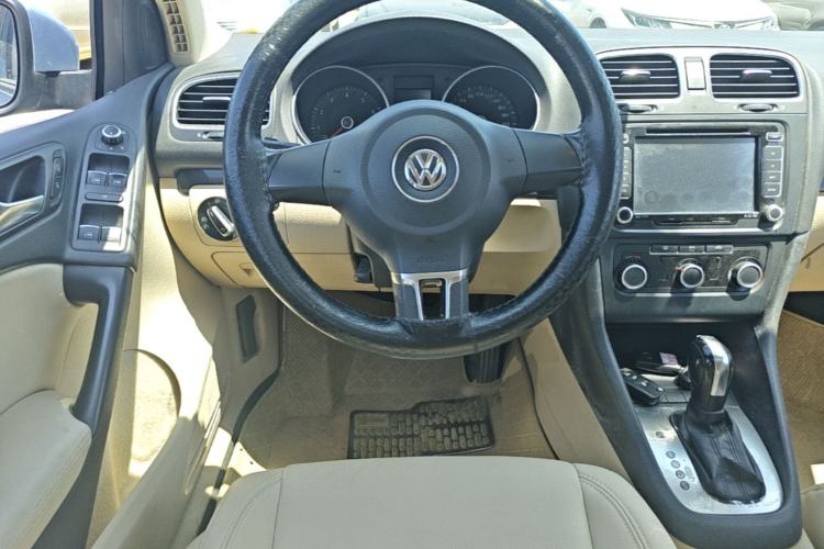 Used Volkswagen Golf 2012 1.4 TSI Automatic Comfort Edition Steering Wheel