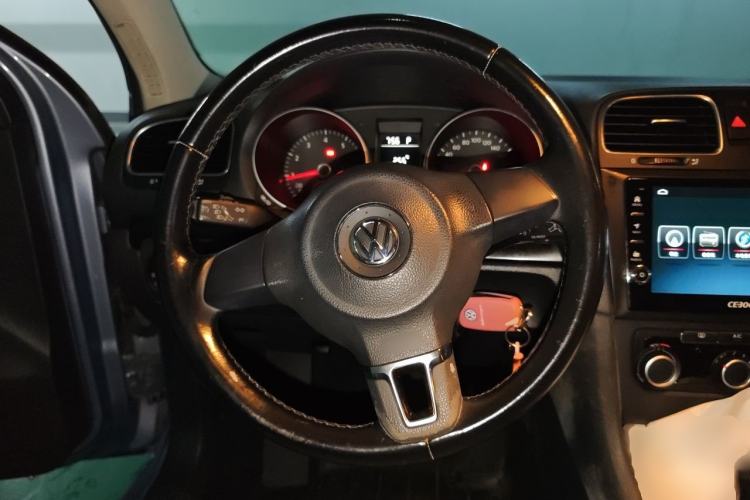 Used Volkswagen Golf 2012 1.6L Automatic Comfort Model Steering Wheel