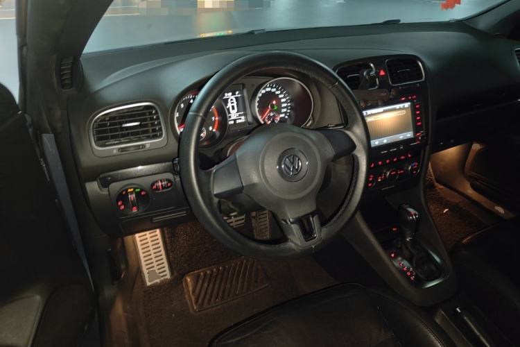 Used Volkswagen Golf 2012 1.4TSI Comfort Convertible Edition Steering Wheel
