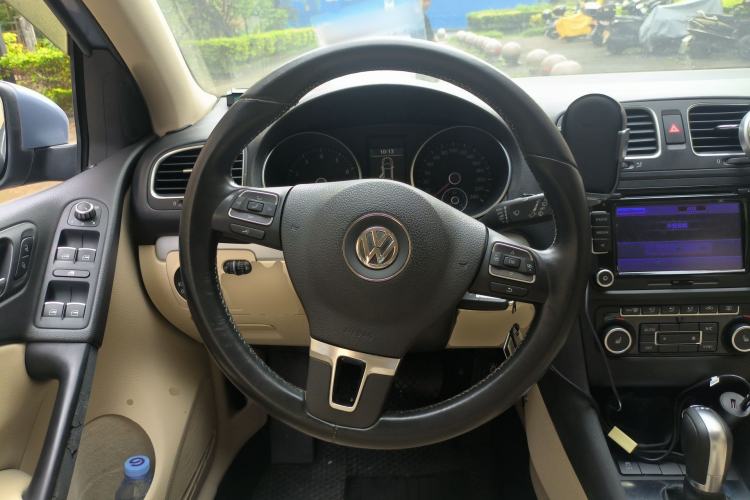 Used Volkswagen Golf 2012 1.4TSI Automatic Luxury Edition Steering Wheel