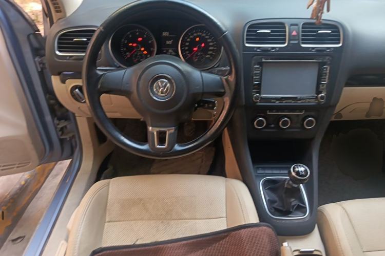 Used Volkswagen Golf 2012 1.6 Manual Comfort Edition Steering Wheel
