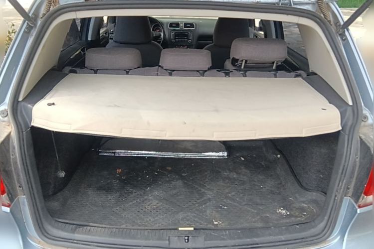 Used Volkswagen Golf 2012 1.6L Automatic Comfort Model Trunk