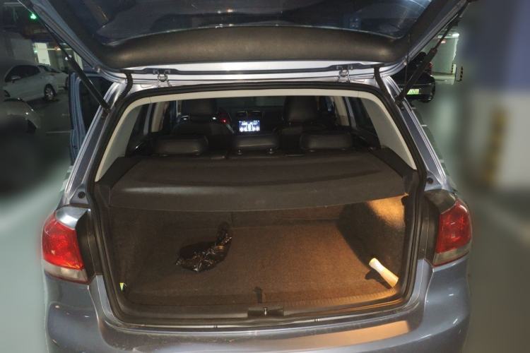 Used Volkswagen Golf 2012 1.4 TSI Automatic Comfort Edition Trunk