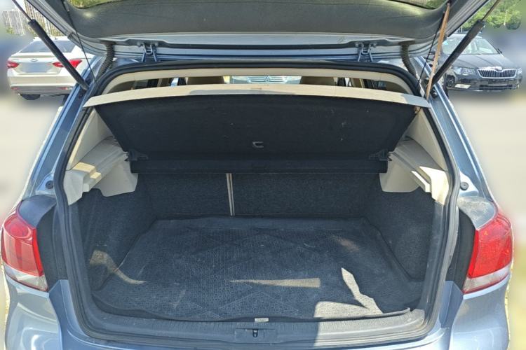 Used Volkswagen Golf 2012 1.4 TSI Automatic Comfort Edition Trunk