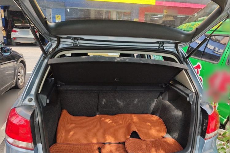 Used Volkswagen Golf 2012 1.4 TSI Automatic Comfort Edition Trunk