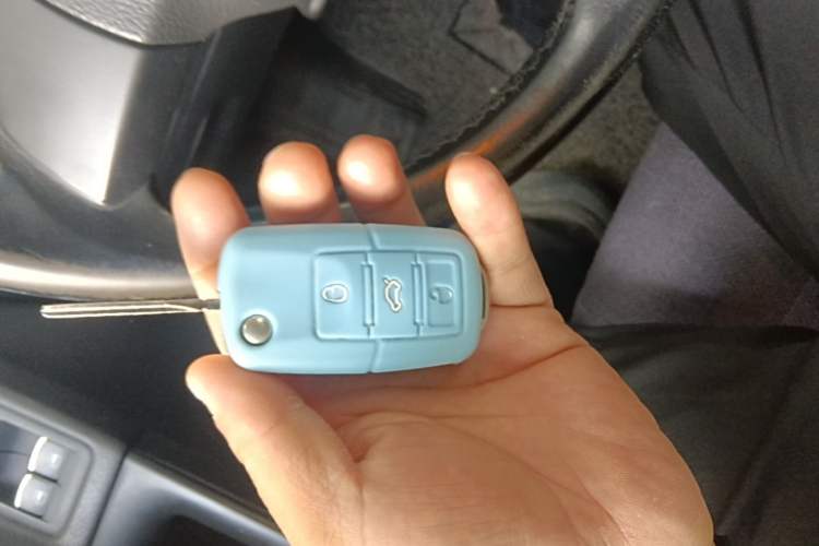 Used Volkswagen Golf 2012 1.6L Automatic Comfort Model Vehicle Key