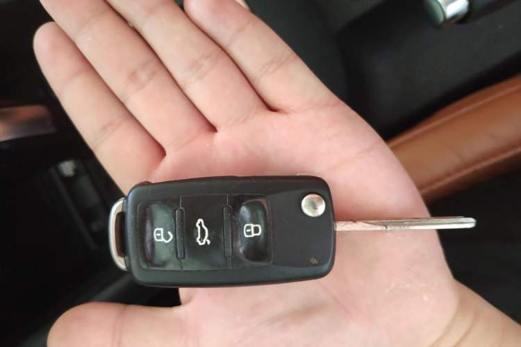 Used Volkswagen Golf 2012 1.4 TSI Automatic Comfort Edition Vehicle Key
