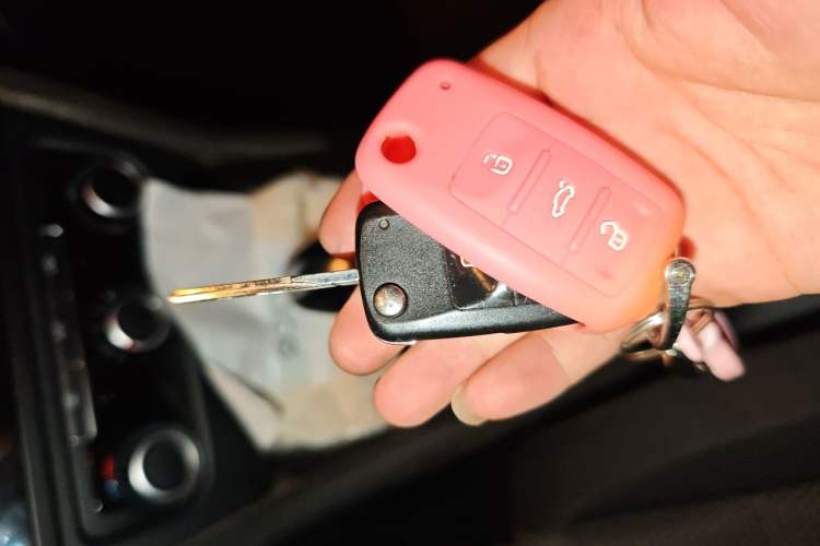Used Volkswagen Golf 2012 1.6L Automatic Comfort Model Vehicle Key