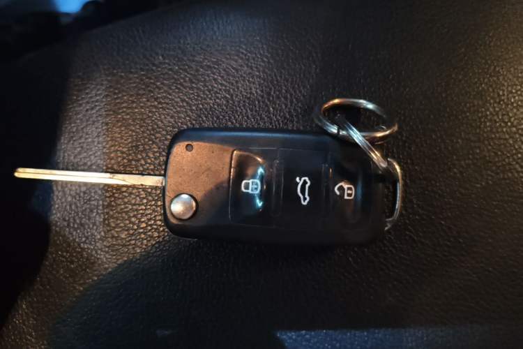 Used Volkswagen Golf 2012 1.4 TSI Automatic Comfort Edition Vehicle Key