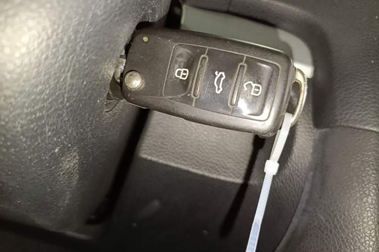 Used Volkswagen Golf 2012 1.4 TSI Automatic Comfort Edition Vehicle Key