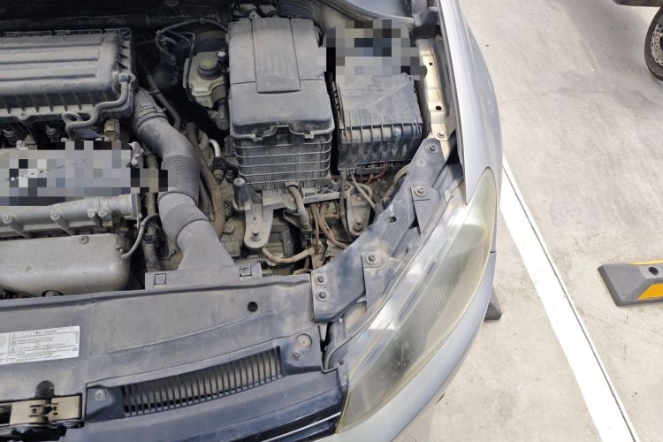 Used Volkswagen Golf 2012 1.6L Automatic Comfort Model Engine Bay Left