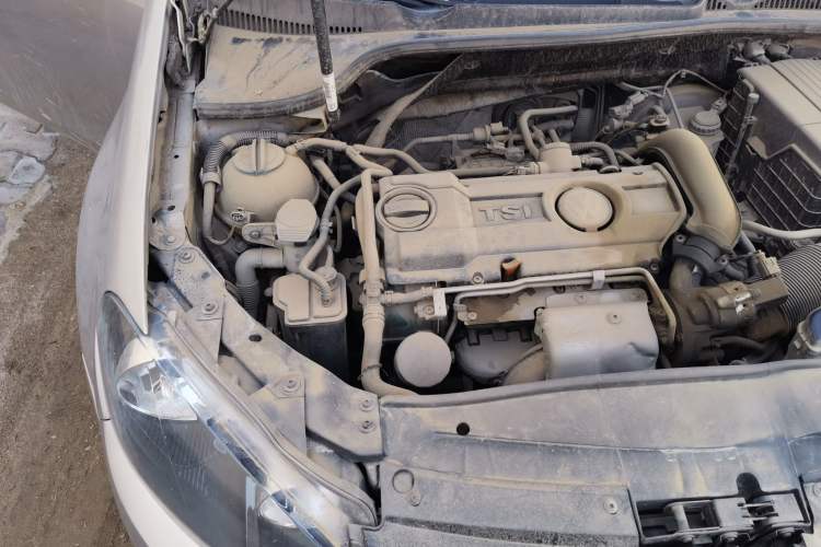 Used Volkswagen Golf 2012 1.4 TSI Automatic Comfort Edition Engine Bay Right