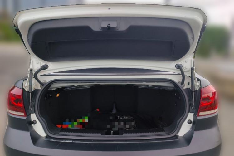 Used Volkswagen Golf 2012 1.4TSI Luxury Convertible Edition Trunk