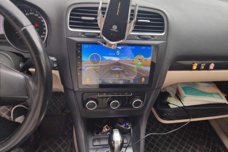 Used Volkswagen Golf 2012 1.6L Automatic Comfort Model Audio And AC Panel